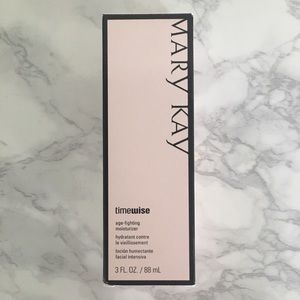 ✨ Mary Kay TimeWise Age Fighting Moisturizer ✨